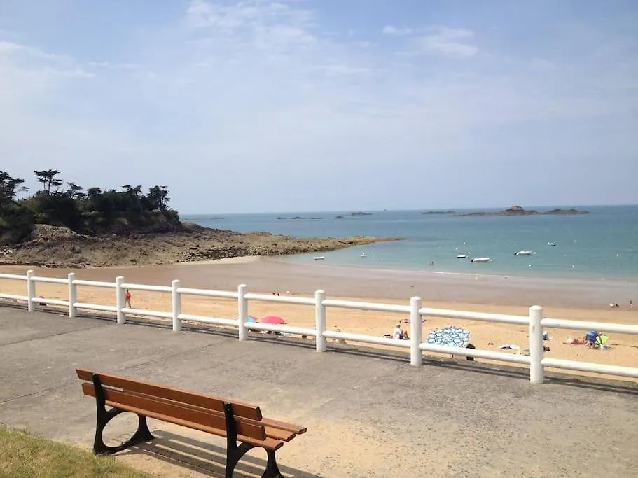 St Malo - Rotheneuf, Proche Mont St Michel Et Cancale, Grande Maison Familiale Saint-Malo 0*,